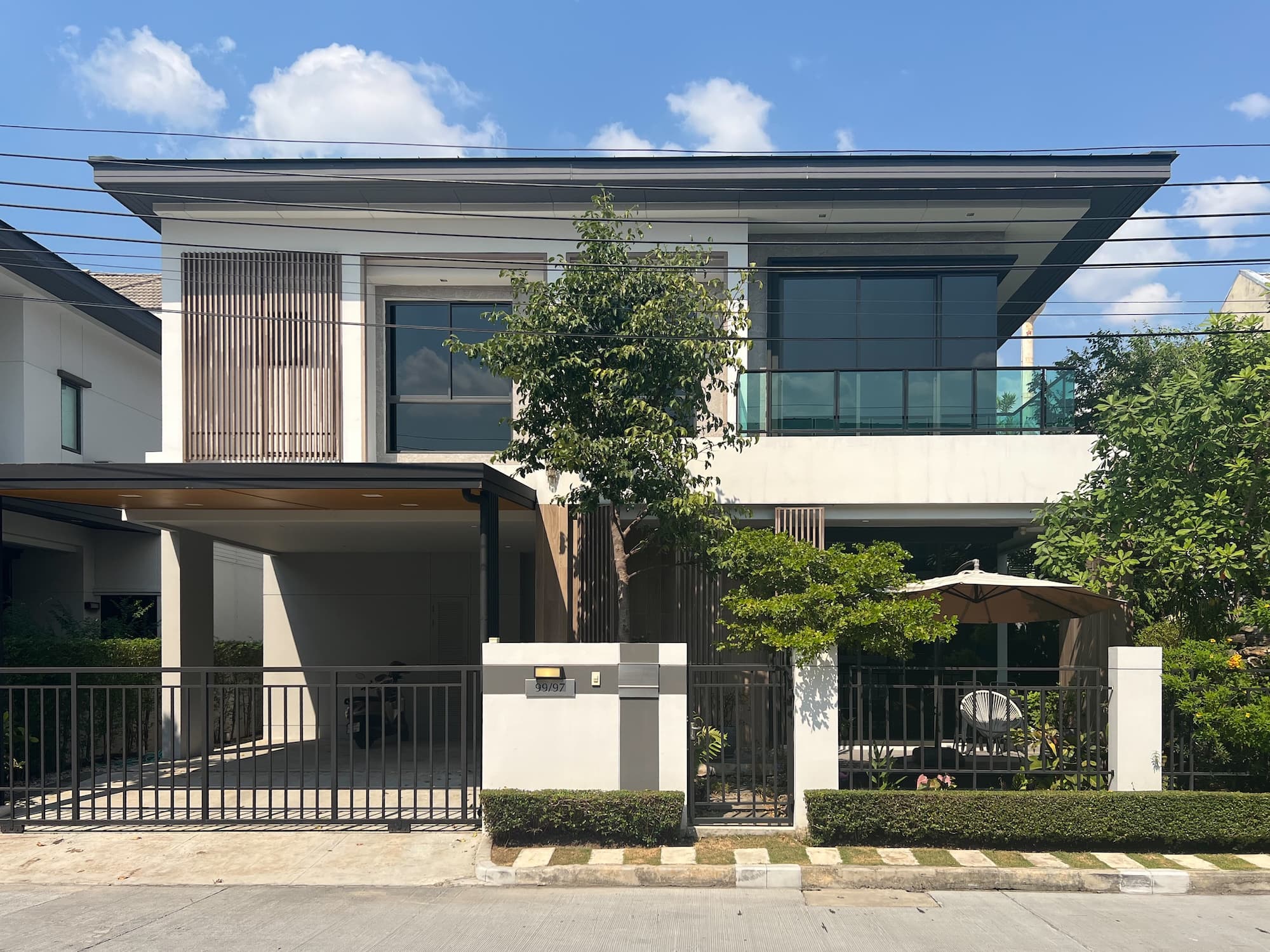 https://files.bridgethailand.com/uploads/unit/listing/BGT2372/1790267510009-thumb.jpg